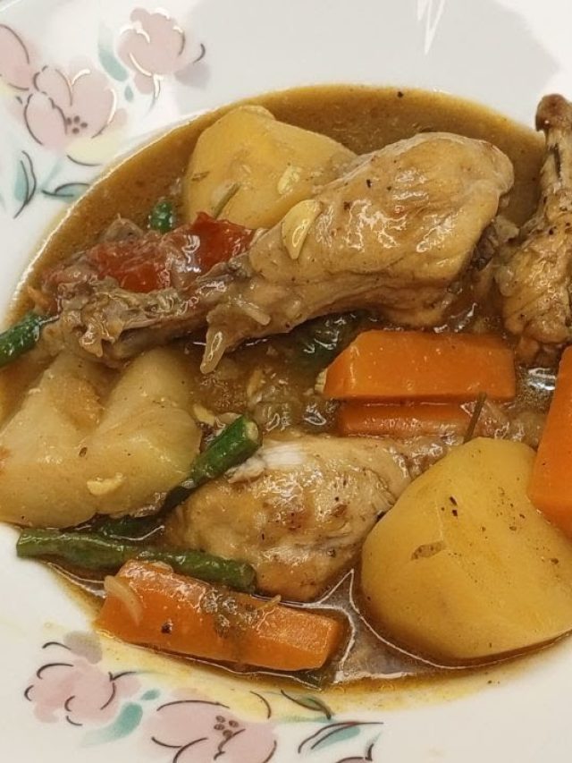 চিত্তবাবুও ফেল, ঠাকুরবাড়িতে এই রেসিপিতে হত মুরগির স্টু, জানুন