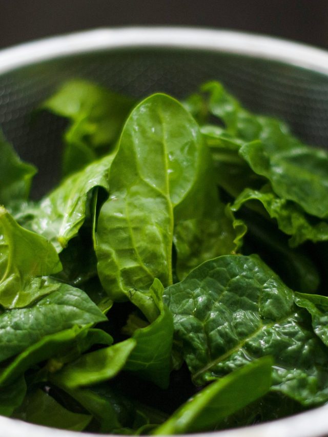 মাথায় উঠে নাচবে  পুরুষত্ব, সস্তার এই শাক খেলে যৌবনের খেলা থামবেই না