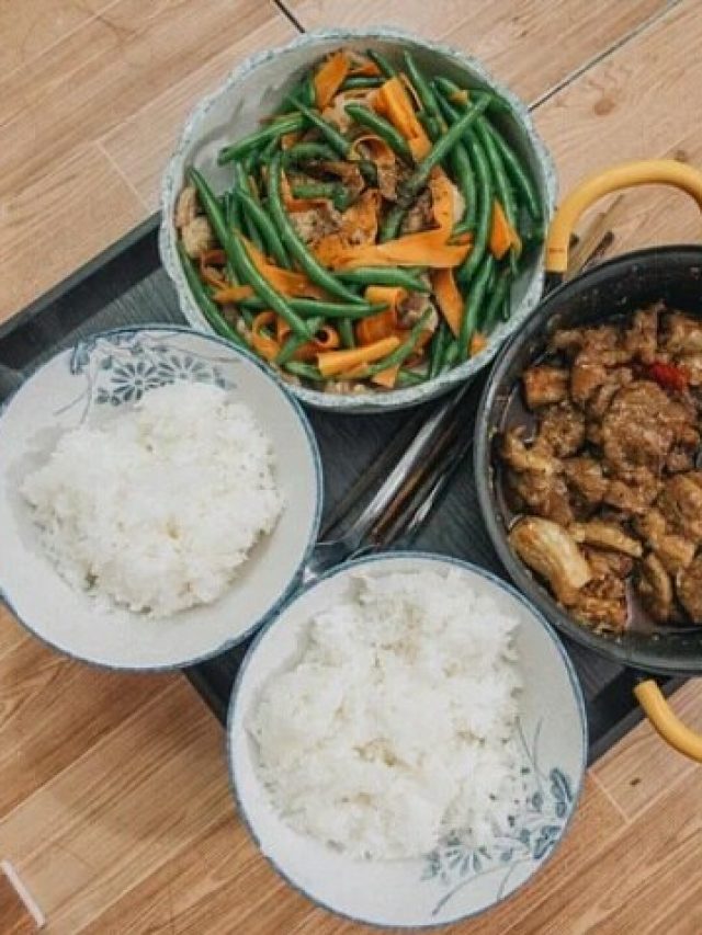 এই ৭ খাবার দ্বিতীয়বার গরম করলেই বিষ, জেনে রাখুন