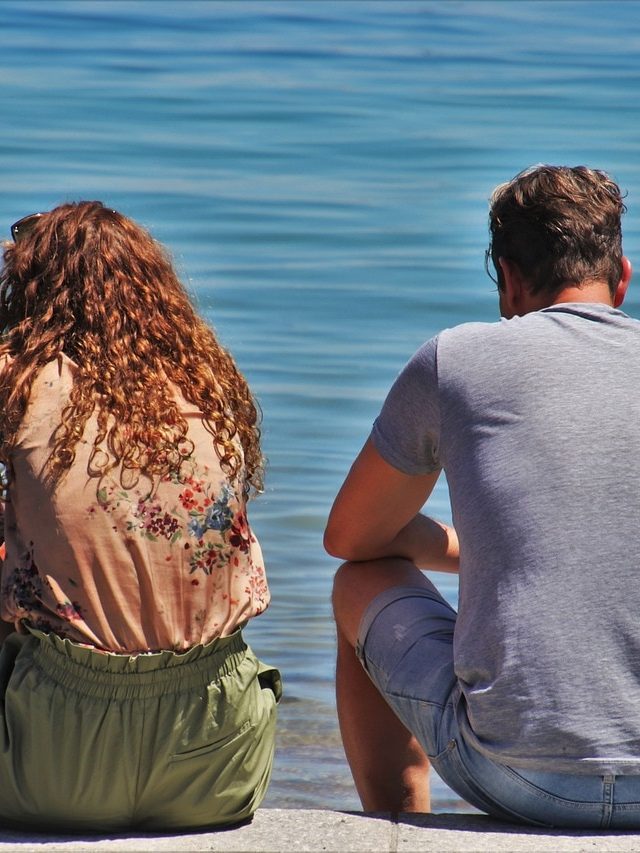 লোকের চোখে খারাপ হবেন, কথা  বলার  সময় এই ৫  ভুল এড়িয়ে চলুন