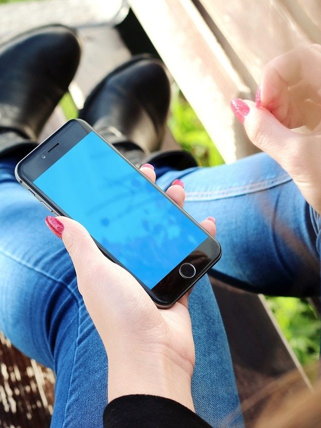 বারবার গরম হচ্ছে স্মার্টফোন? এই ৫ ট্রিকসে থাকবে একেবারে  Cool