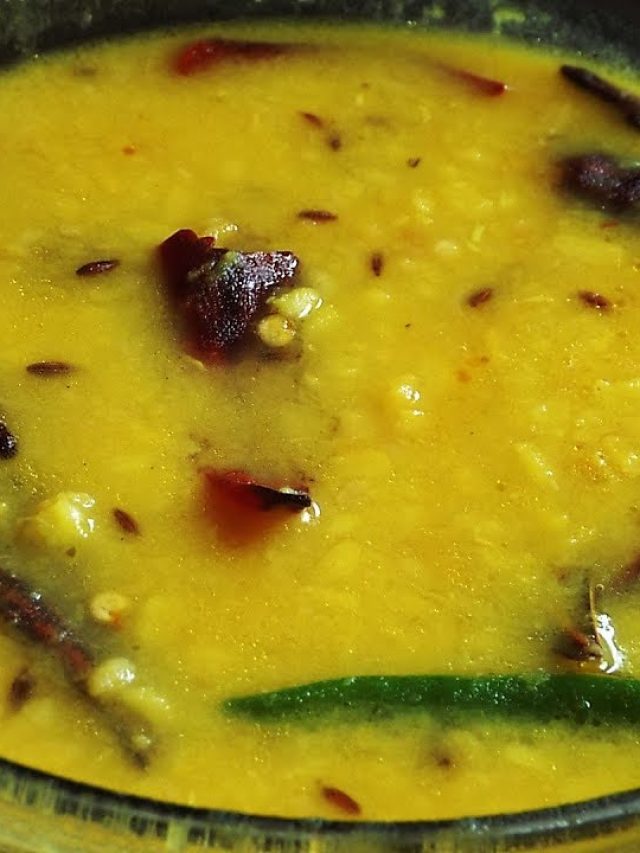 মুগ ডালের টেস্ট বাড়বে দ্বিগুণ, ফোড়নে দিন শুধু এই ২টো জিনিস