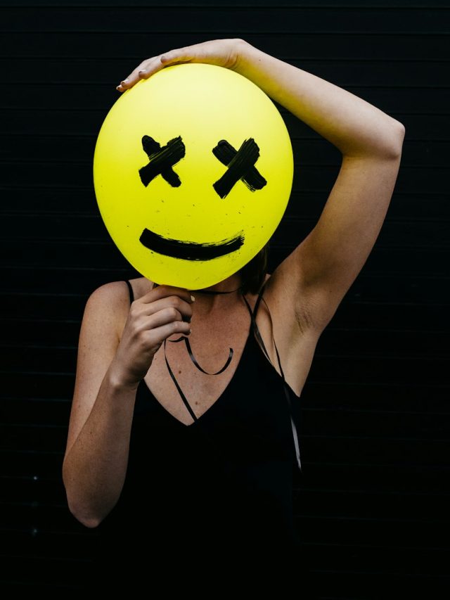 ঝটপট মন ভালো করুন, পড়ে নিন দিনের সেরা JOKES কালেকশন