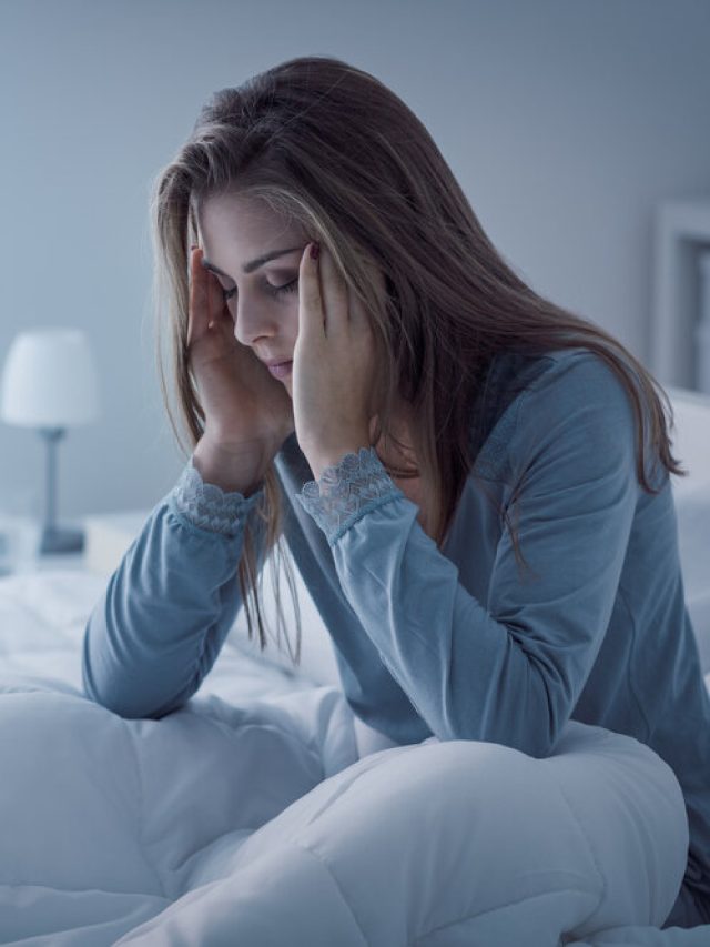 এইসব খাবার খেলেই ঘুমের দফারফা, রাতে ভুলেও খাবেন না