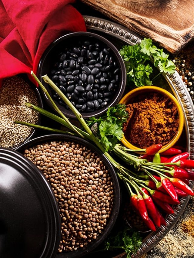 আঙুল চাটবে আপনার রান্না খেয়ে, কোন রান্নায় কীভাবে দেবেন মশলা? রইল গৃহিনীদের টিপস