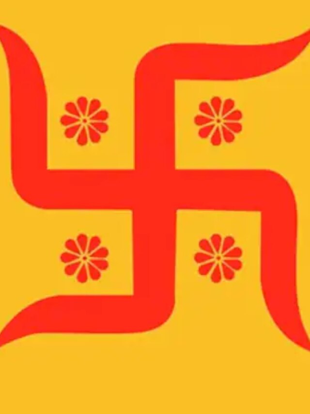 চাকরি-ব্যবসায় উন্নতি নেই? এভাবে ঘরে আঁকুন স্বস্তিক: শাস্ত্র টোটকা