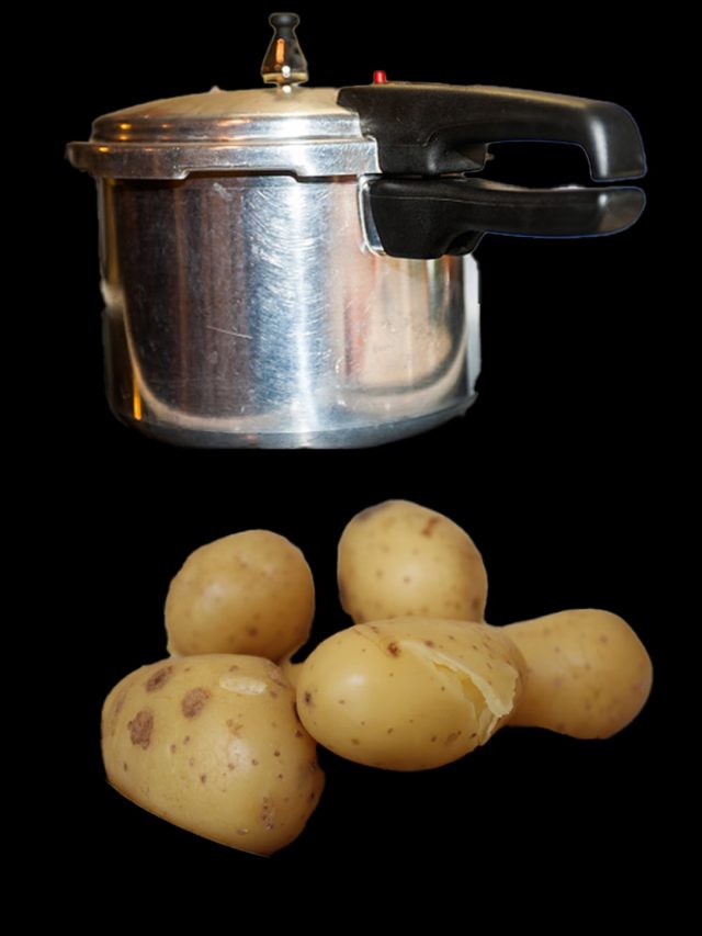 সব আলু সমান ভাবে সেদ্ধ হবে তাও আবার জল ছাড়া! সহজ টেকনিক শিখে রাখুন