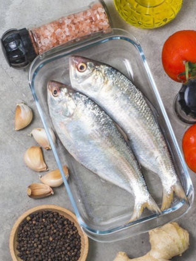 ইলিশের এটা টিপলেই বুঝবেন টাটকা কী না, জানুন