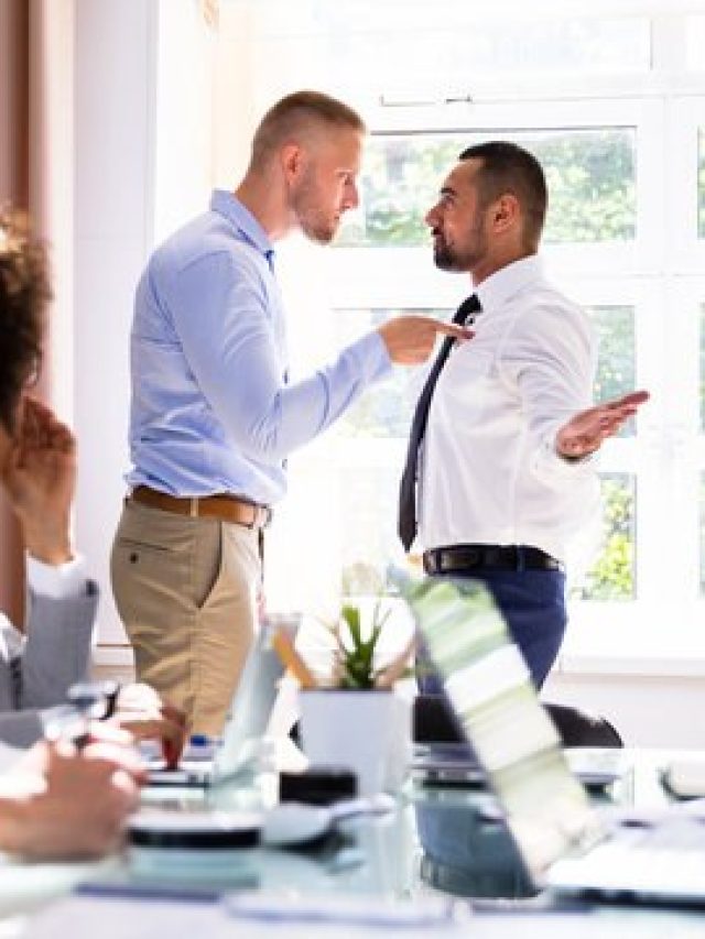 ধারের টাকা ফেরত চাইবেন কীভাবে? রইল টেকনিক