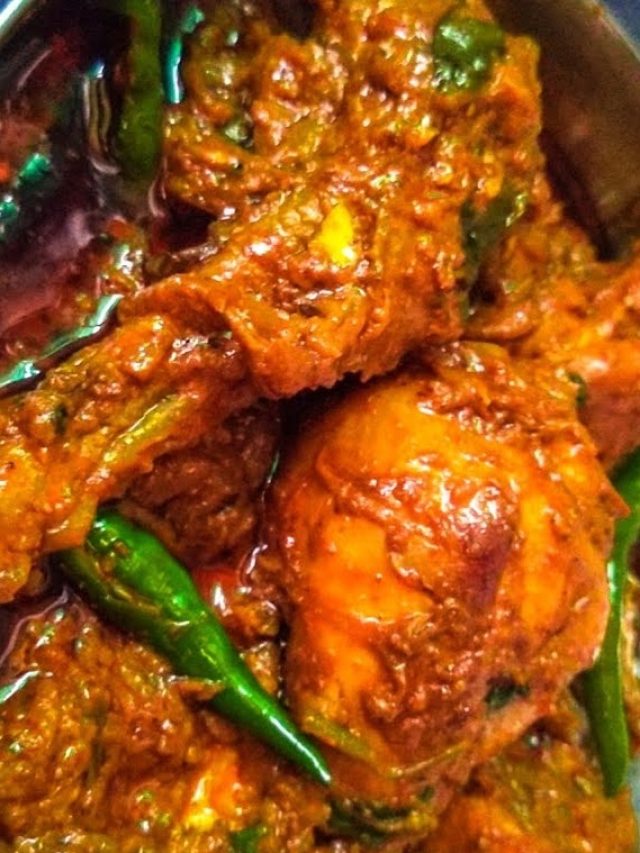 বাড়িতেই বানান বিয়েবাড়ির মতো চিকেন কষা, রান্নার ঠাকুরের রেসিপি