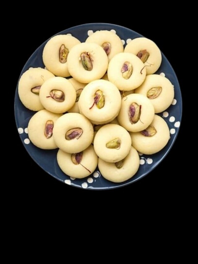 পুরীর পেঁড়া হবে বাড়িতেই, রইল একেবারে সোজা রেসিপি