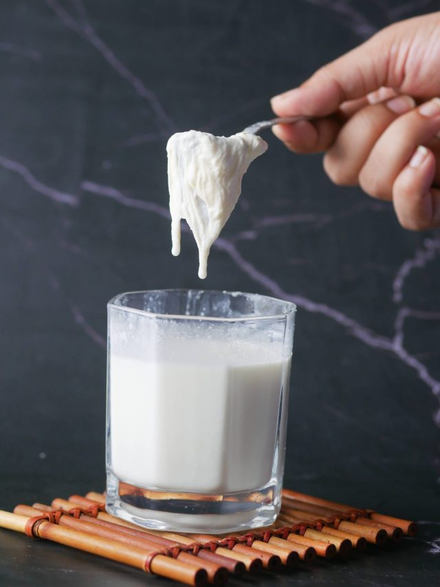 রোজ দুধের সর খেলে শরীরে কী হয়? জানলে দুধ ছেড়ে সর খাবেন