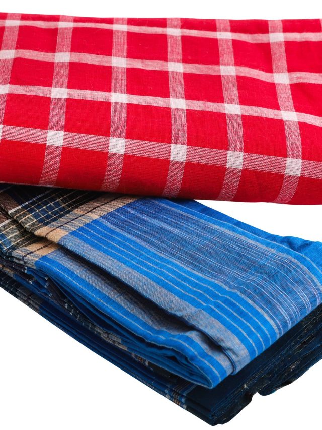 স্নান করে ঘষে ঘষে গা তো মুছছেন, জানেন গামছাকে ইংরেজিতে কী বলে?