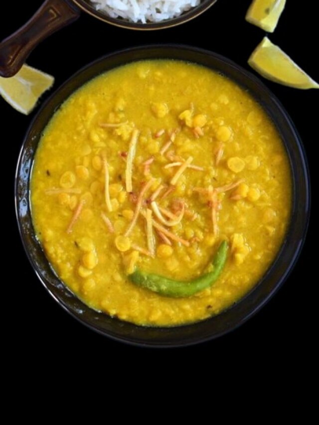 নারকেল দিয়ে ছোলার ডাল, এভাবে বানাতে পারলেই টেস্টি হবে