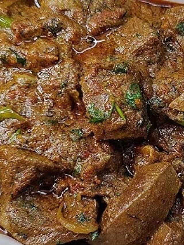 মেটে চচ্চড়ির সেরা রেসিপি এটাই, সত্যজিত রায় চেটেপুটে খেতেন