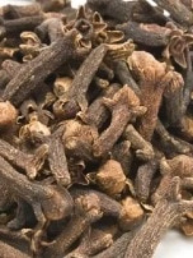 মুখে রেখে দিন ২টি লবঙ্গ, শুরু হবে এসব খেলা