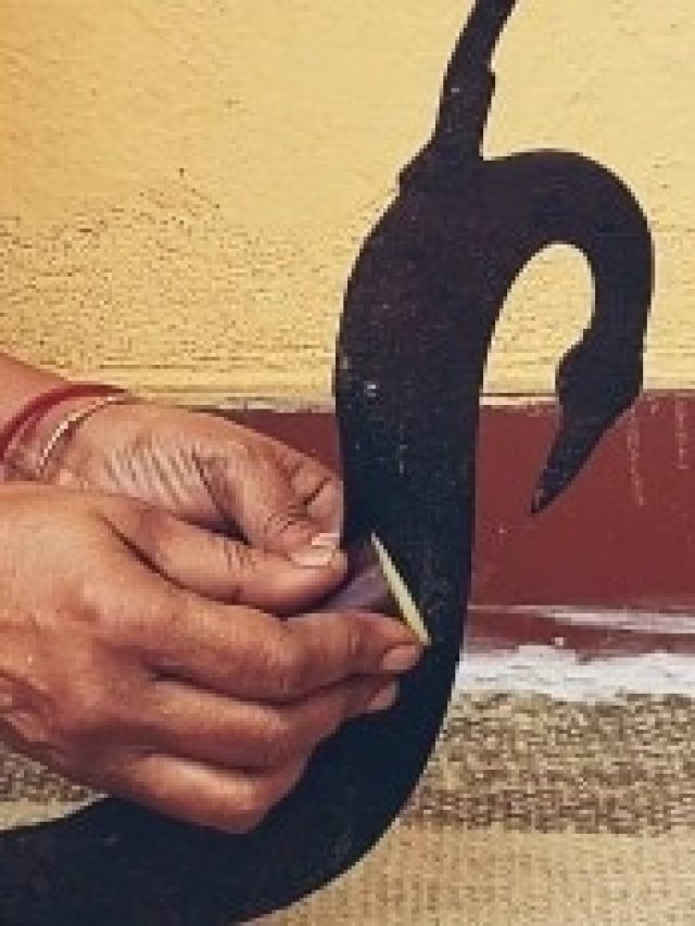 বঁটি ধারালো হবে ওষুধের প্যাকেট দিয়েই, নিনজা টেকনিক