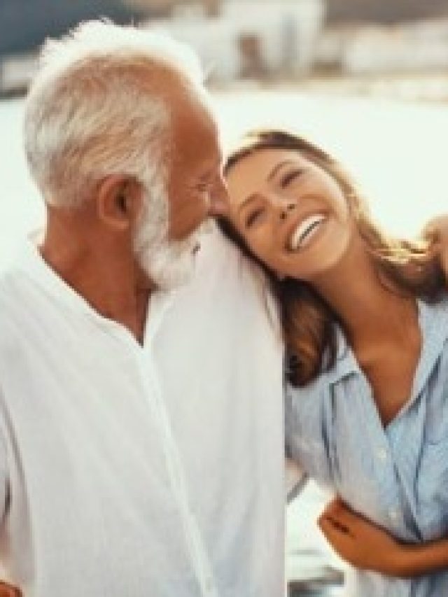 মেয়েরা কেন বুড়ো পুরুষের প্রতি আকৃষ্ট হন? জানুন কারণ