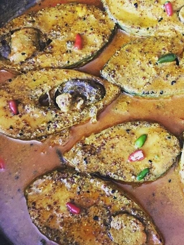 বেশিরভাগই জানেন না ইলিশের সেরা এই রেসিপি