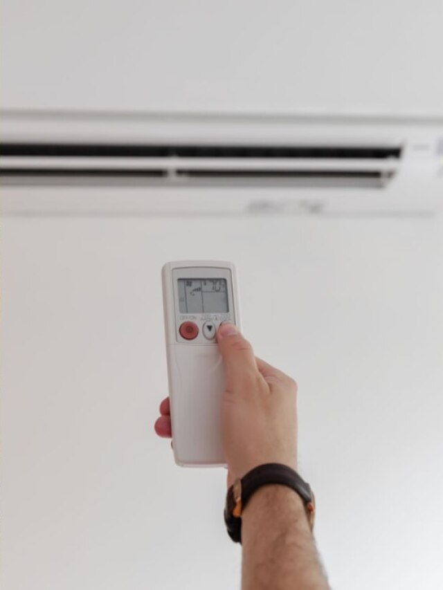 বর্ষায় টানা এসি চালাচ্ছেন? মাথায় রাখুন এগুলো