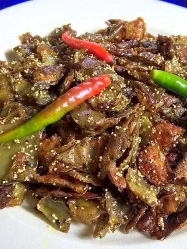 ফেলবেন না আলুর খোসা, পোস্ত দিয়ে ভাজলেই জম্পেশ হবে খাওয়া