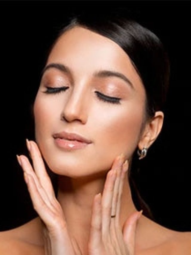 BB ক্রিম দিয়েই হয়ে উঠুন অপরূপা,  লাগানোর সঠিক উপায় জানেন?