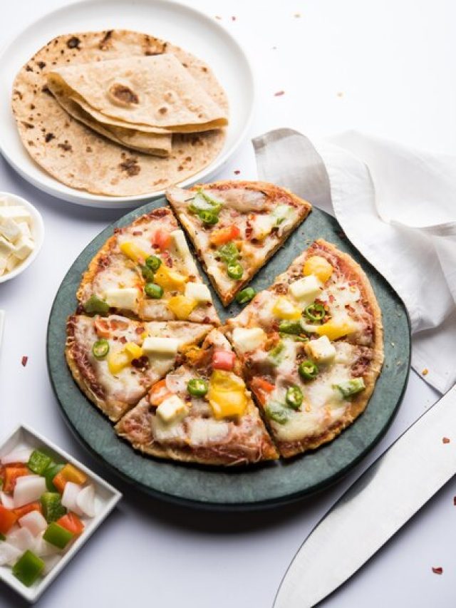 বাসি রুটি দিয়ে জলখাবারে বানান পিজ্জা, আঙুল চাটবে সক্কলে