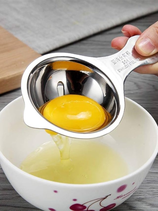 ডিমের সাদা হলুদ আলাদা করতে একশা কাণ্ড, রইল ফাইভ স্টারের শেফের টিপস