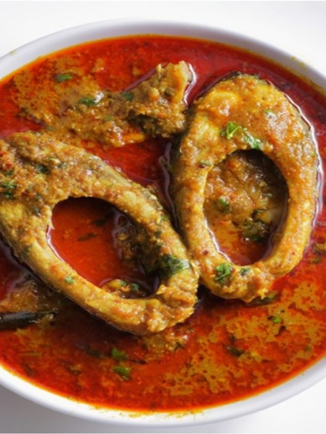 সপ্তাহে ক'দিন, কতটা মাছ খাওয়া উচিত? পুষ্টিবিদ যা বললেন