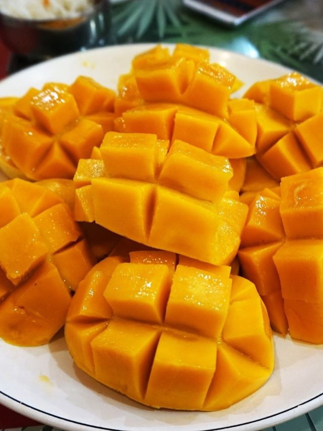 আম এভাবে খেলে সুগার বাড়বে না ডায়াবেটিস রোগীদের