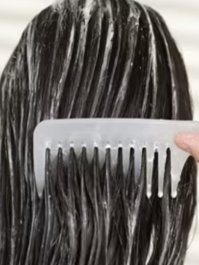 এই দুই পাতা বেটে লাগান, পাকা চুল হবে কালো, টিকবে  ৩ মাস