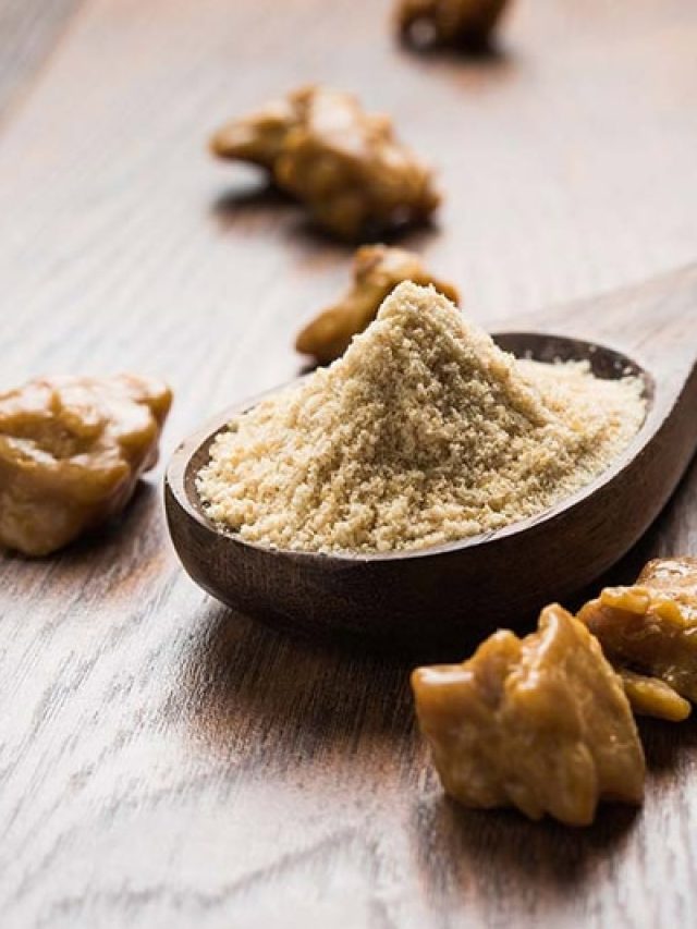 গন্ধে মো মো করে গোটা বাড়ি, হিং শক্ত হয়ে গেলে কী করবেন?