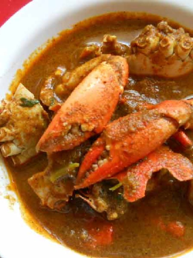 ঝাল ঝাল কষা কষা! মাছ-মাংসকে বলে বলে গোল দেবে কর্কটের ঝাল