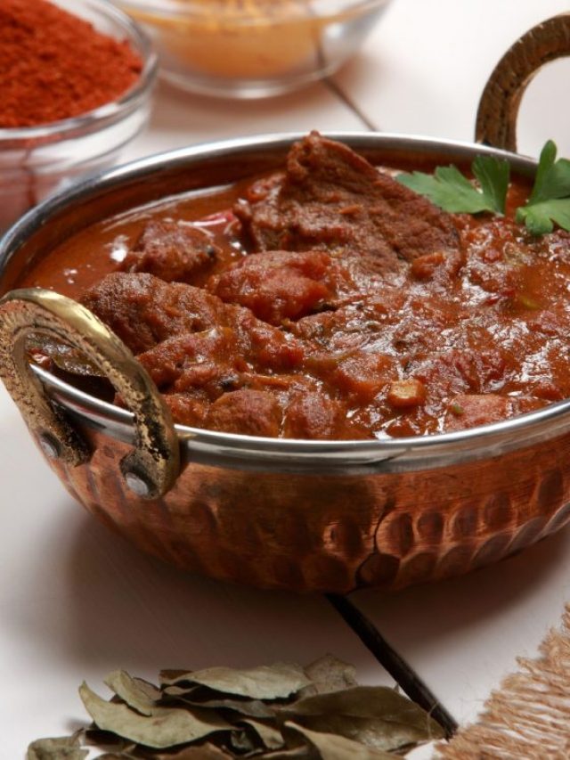 কাশ্মীরের স্পেশ্যাল মাটন খেতে অসাধারণ, ভোজ হবে কবজি ডুবিয়ে