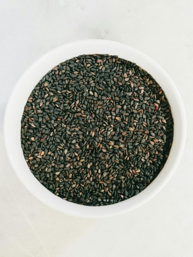 পরিশ্রমের ফল পেতে অপেক্ষা করে হাঁপিয়ে উঠেছেন? এই মশলার টোটকা করুন