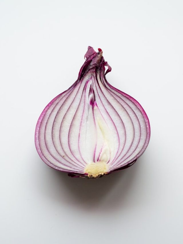 কাঁচা পেঁয়াজ খেলে পুরুষদের এই সব লাভ হয়