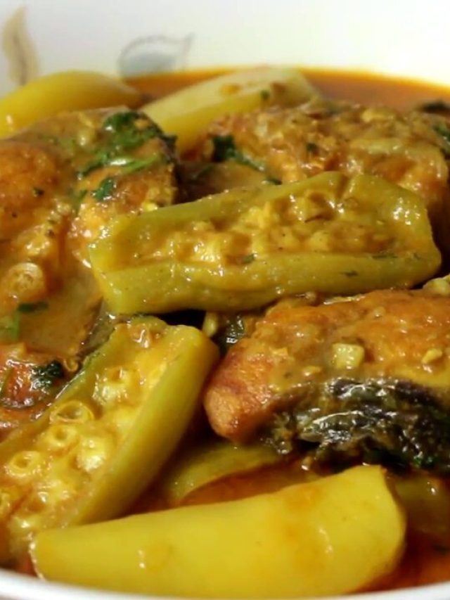 এই মাছের ঝোল খেলেই সকালে পেট সাফ, আলুর সঙ্গে দিন এই সবজিও