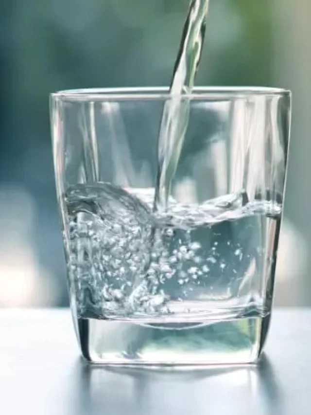 রাতে ঘুমের সময় খুব তেষ্টা লাগছে? এখনই সাবধান! বড় রোগের লক্ষণ নয় তো?