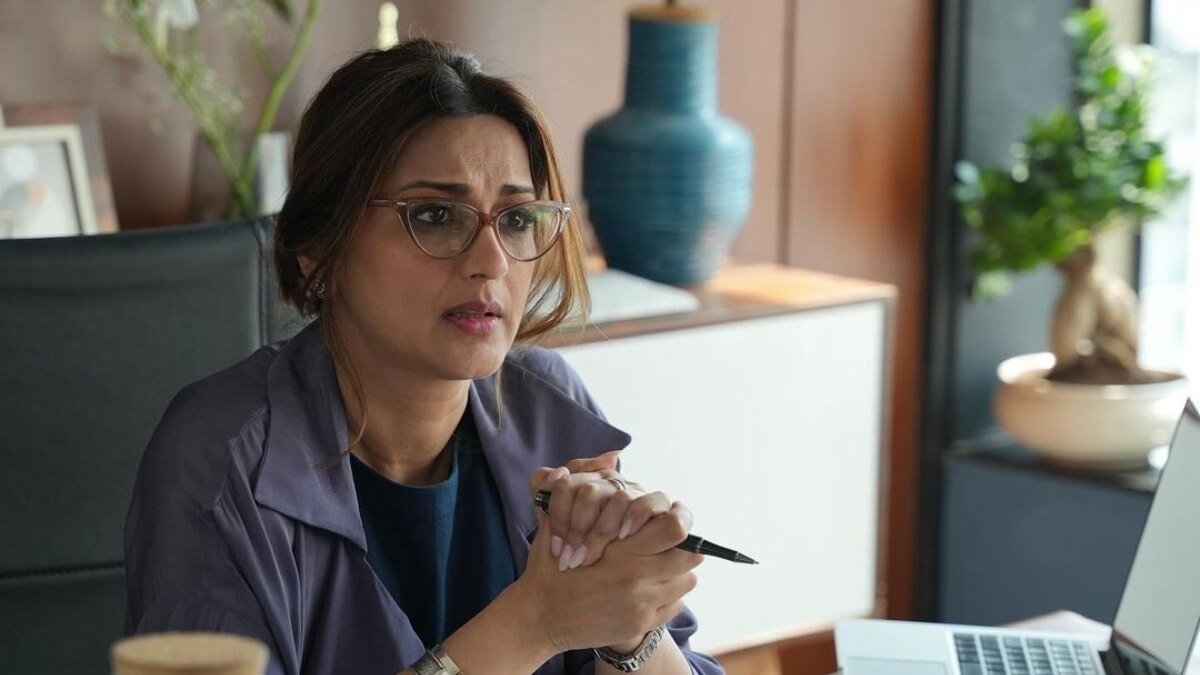 सोनाली बेंद्रे से मिलने में हुआ नाकाम, फैन ने नदी में छलांग लगाकर दी जान, शॉक में एक्ट्रेस