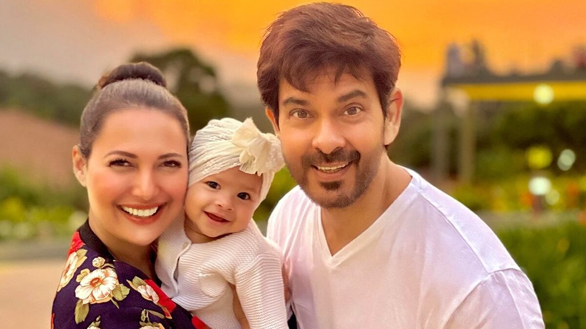 मां बनने के बाद एक्ट्रेस को हुआ डिप्रेशन, बेटी को संभालना भी मुश्किल, बोली-2 साल तक...