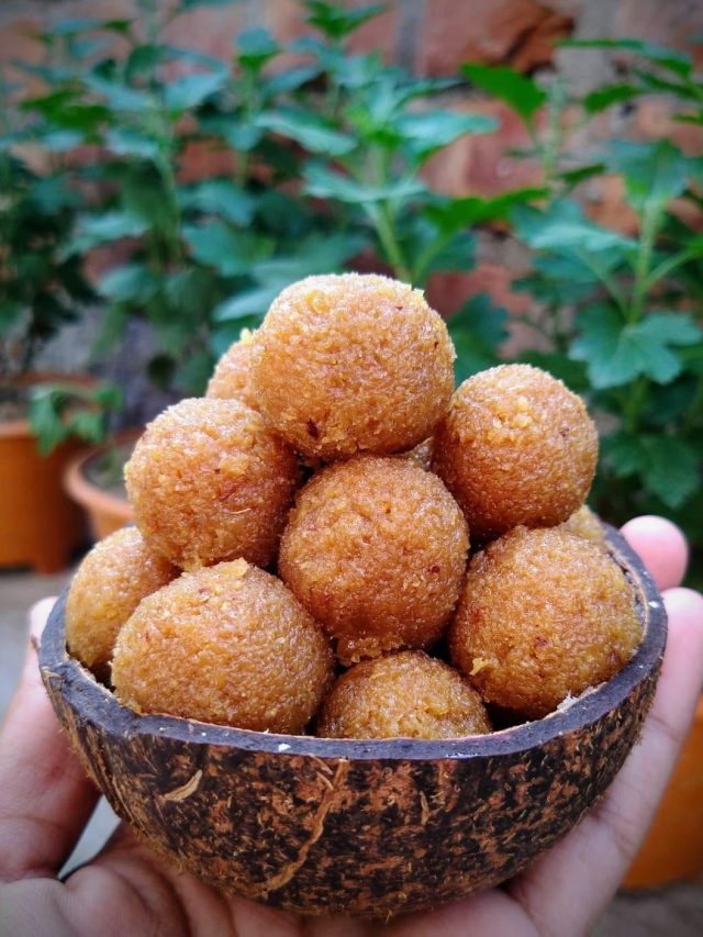 সুস্বাদু হবেই, এটাই নারকেল নাড়ু বানানোর সেরা রেসিপি