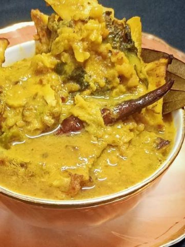 এভাবে রান্না করুন ইলিশ মাছের মাথা দিয়ে মুগ ডাল, স্বাদ মুখে লেগে থাকবে