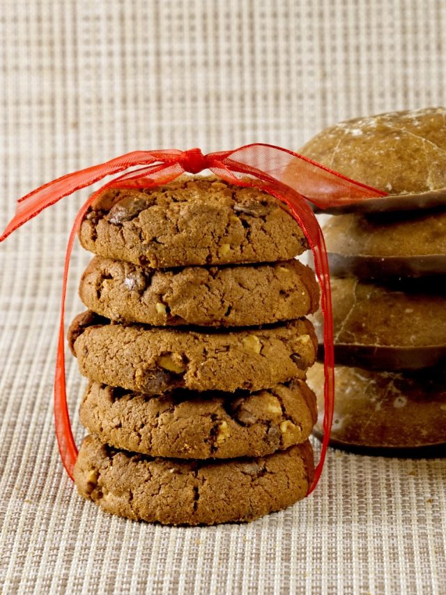 চকোলেট কুকিজ বাড়িতেই সহজে বানান, রইল রেসিপি