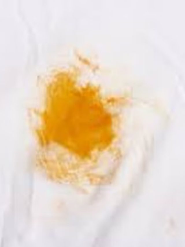 কাপড়ে তেল ও মশলার দাগ, ড্রাই ক্লিনিং ছাড়াই ঘরে বসেই সস্তায় দূর করুন