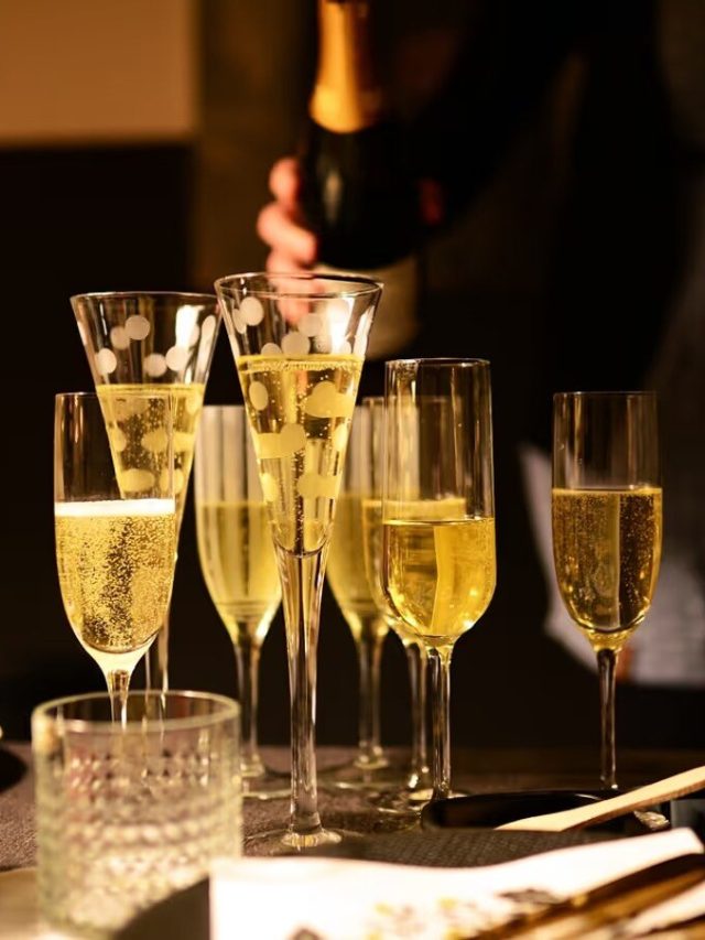 আপনি যে মদ পান করছেন তা কি ভেজ না নন-ভেজ?