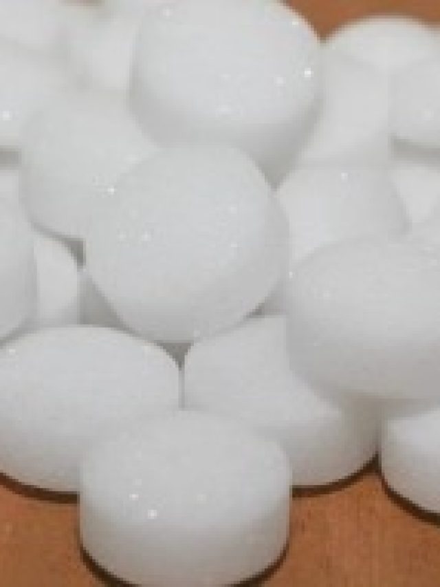 পকেটে রেখে দিন এক টুকরো কর্পূর, শুরু হবে খেলা