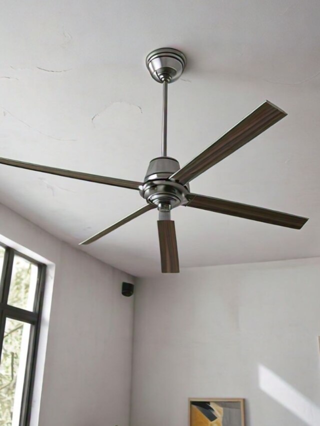 এই ট্রিকসে দিনভর ফ্যান চালিয়েও ৩৫ ওয়াট কম আসবে বিদ্যুৎ খরচ