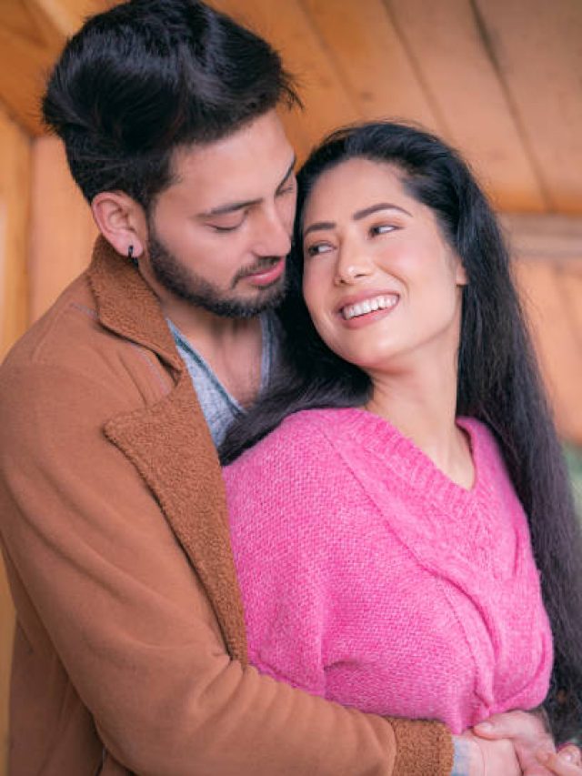 ঘরে বউ থাকতেও কেন অন্য মহিলার সঙ্গে ঘনিষ্ঠ হয় পুরুষরা?