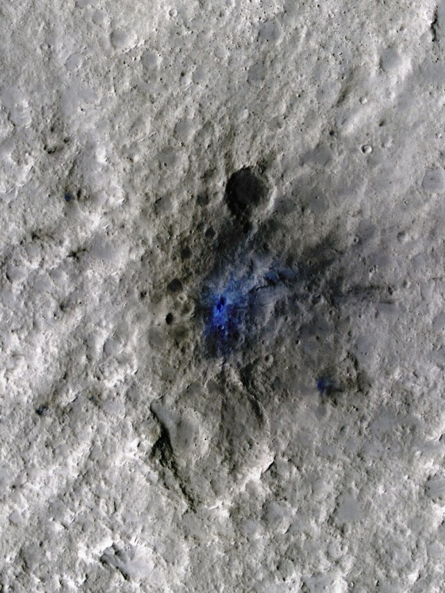 '300+ meteor strikes every year': Scientists reveal the cause behind Mars' frequent quakes