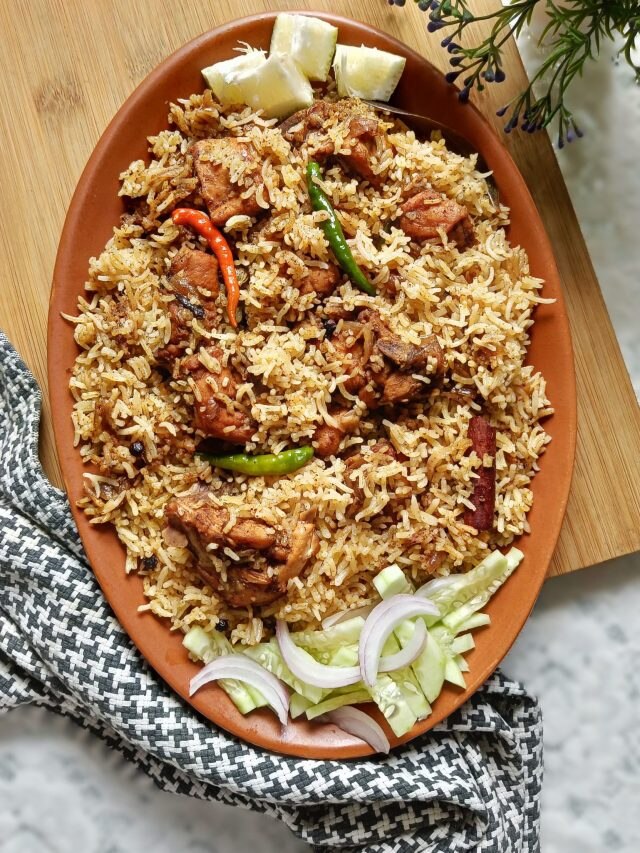 ঢাকাই স্টাইলে চিকেন তেহারি, থাকল রান্নার পারফেক্ট রেসিপি